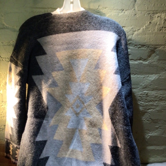 New! Aztec cardigan - Picture 3 of 3